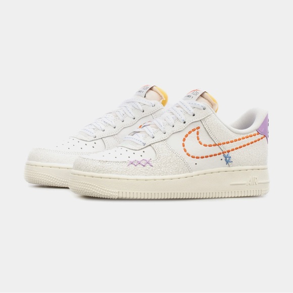 Nike Air Force 1 ‘07 SE NIB Women’s Size 7.5 - Picture 3 of 13